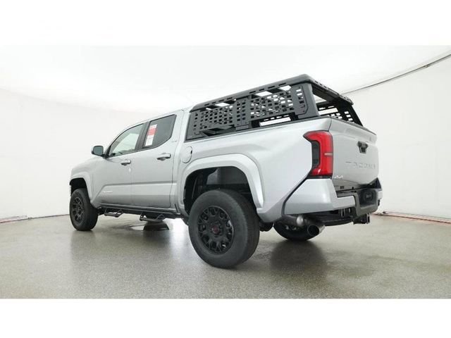 2025 Toyota Tacoma SR5 - Photo 21