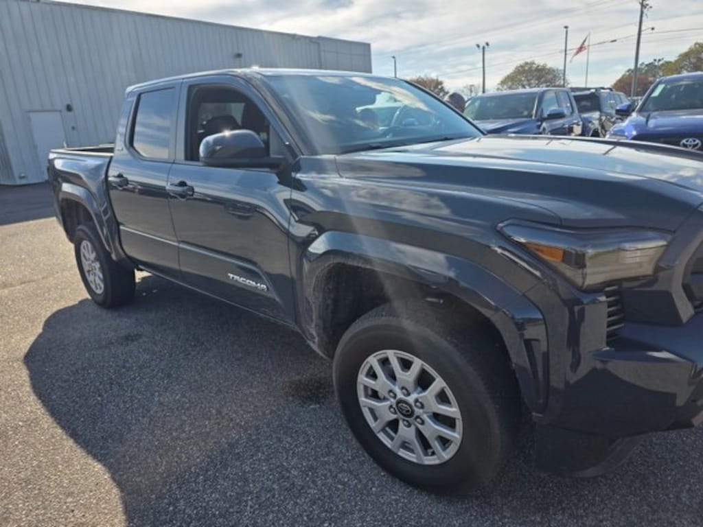 Used 2024 Toyota Tacoma SR5 Truck Double Cab