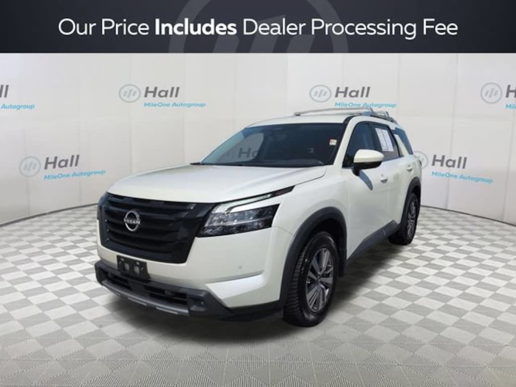 Used 2023 Nissan Pathfinder SL SUV