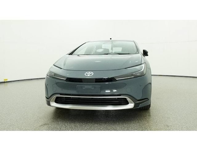 2026 Toyota Prius Plug-in Hybrid SE - Photo 31