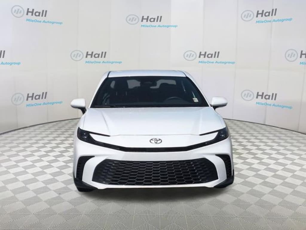 Used 2025 Toyota Camry SE Sedan