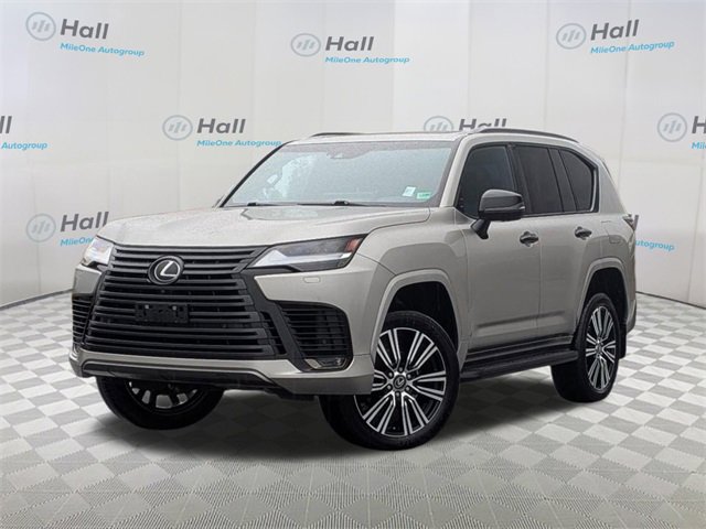 2024 Lexus LX Luxury's photo