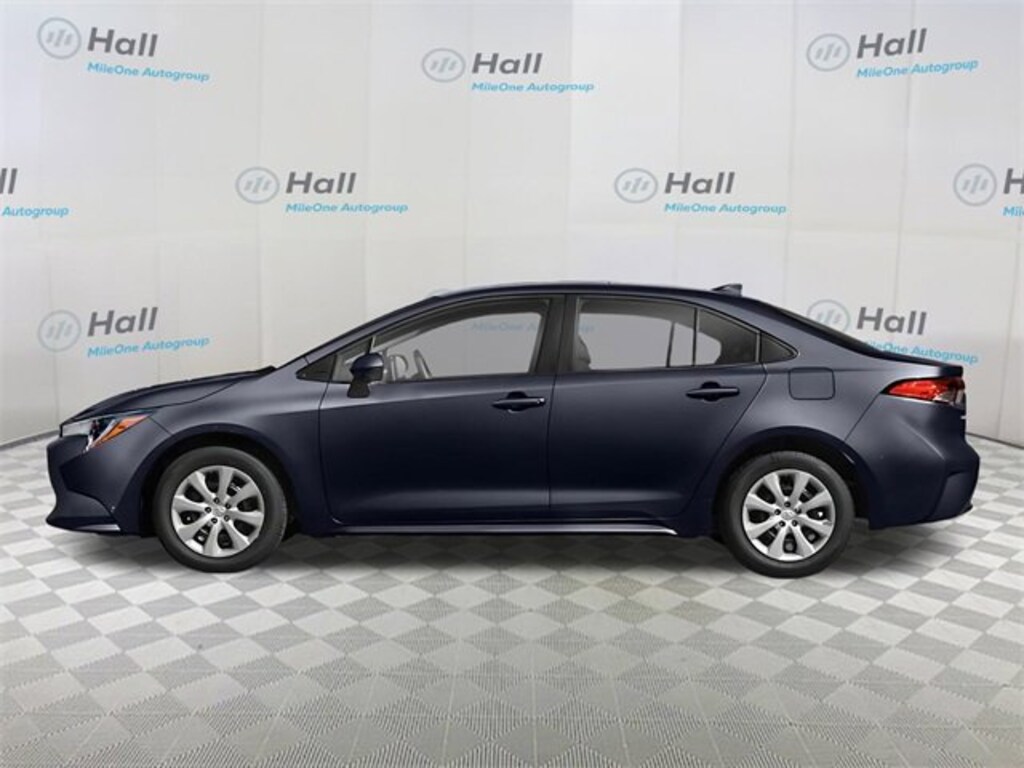 Used 2021 Toyota Corolla LE Sedan