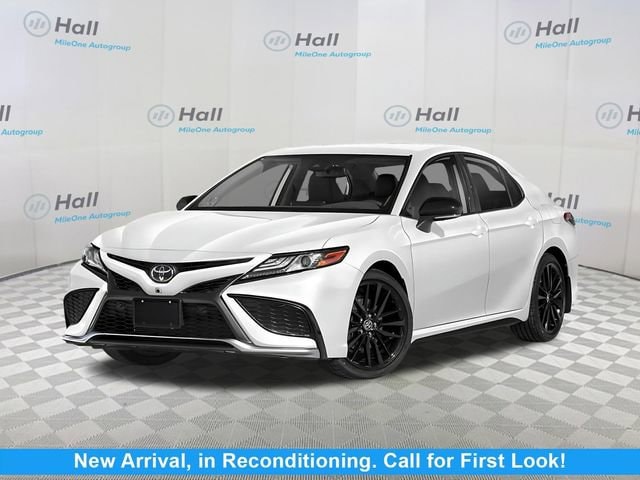 2021 Toyota Camry 2.5 Auto XSE's photo