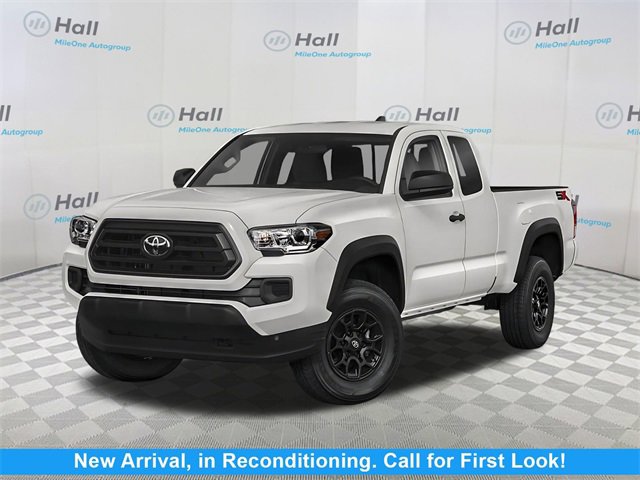 2022 Toyota Tacoma SR's photo