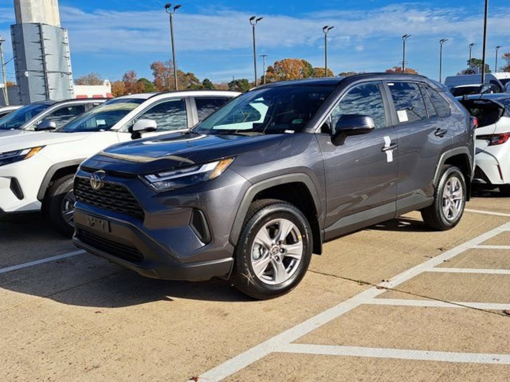New 2025 Toyota RAV4 XLE SUV