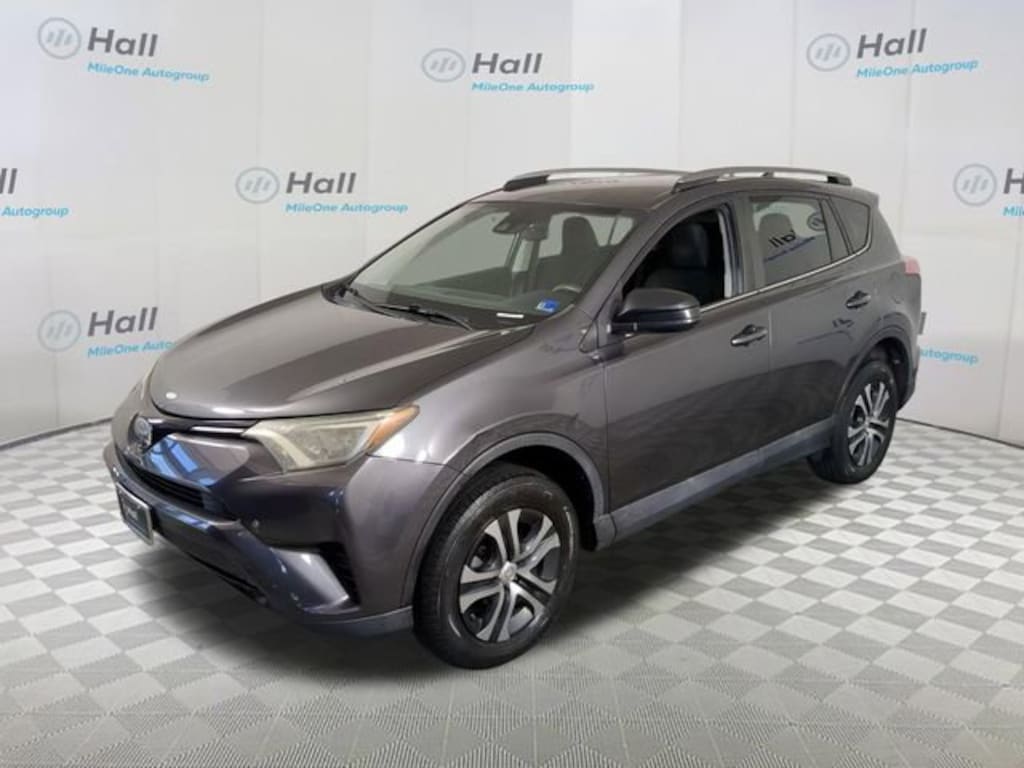 Used 2018 Toyota RAV4 LE SUV