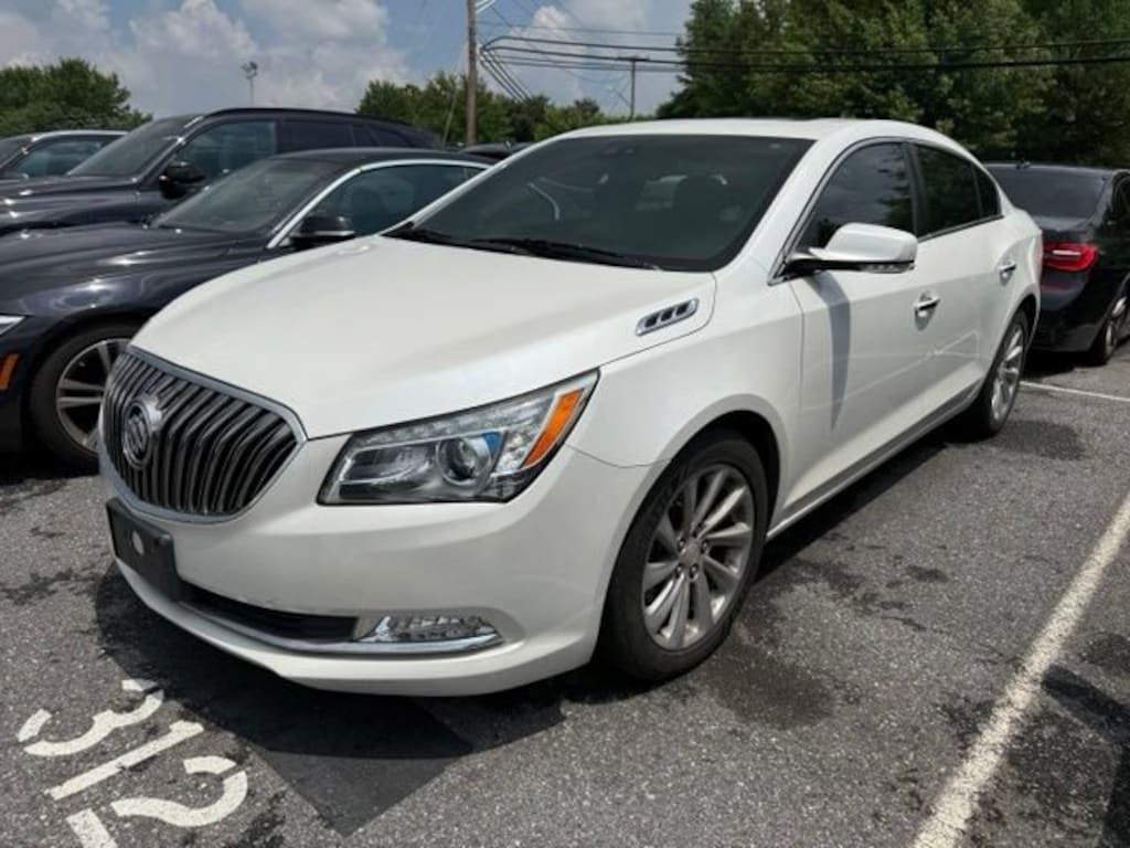 Used 2016 Buick LaCrosse Leather Group Sedan