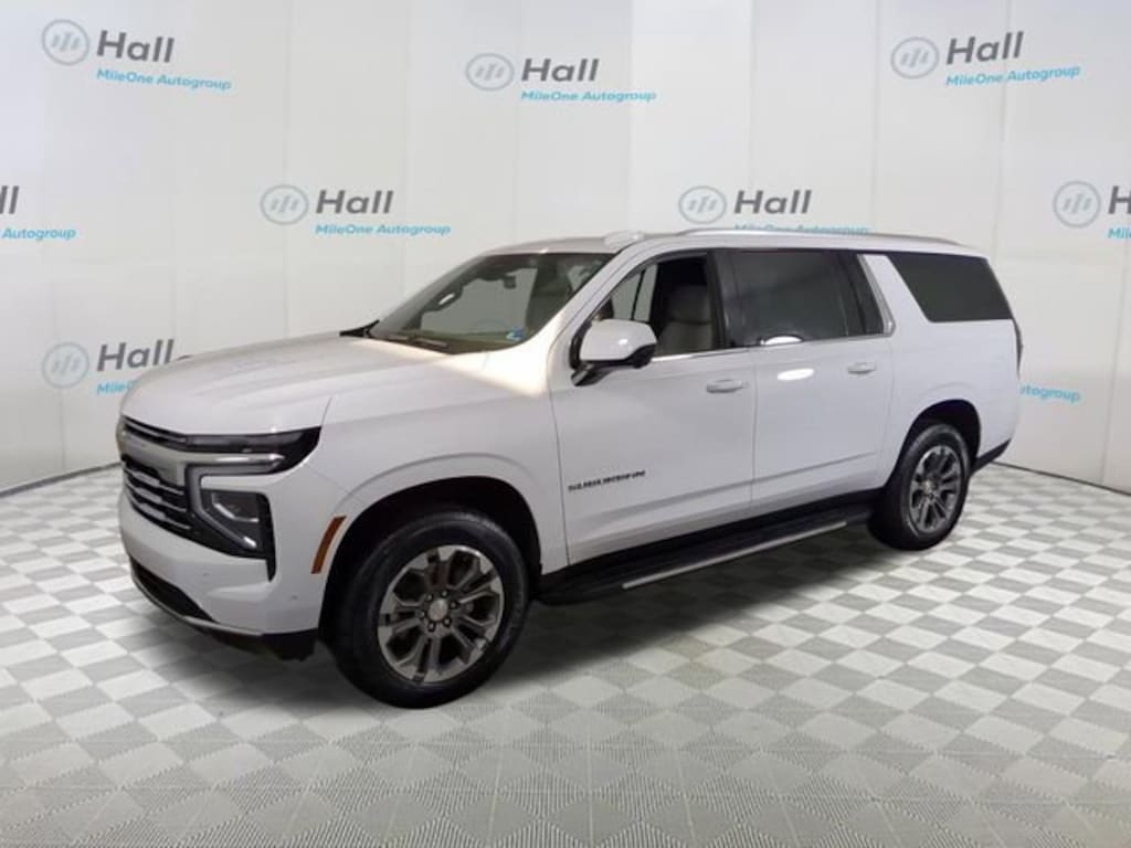 Used 2025 Chevrolet Suburban LT SUV