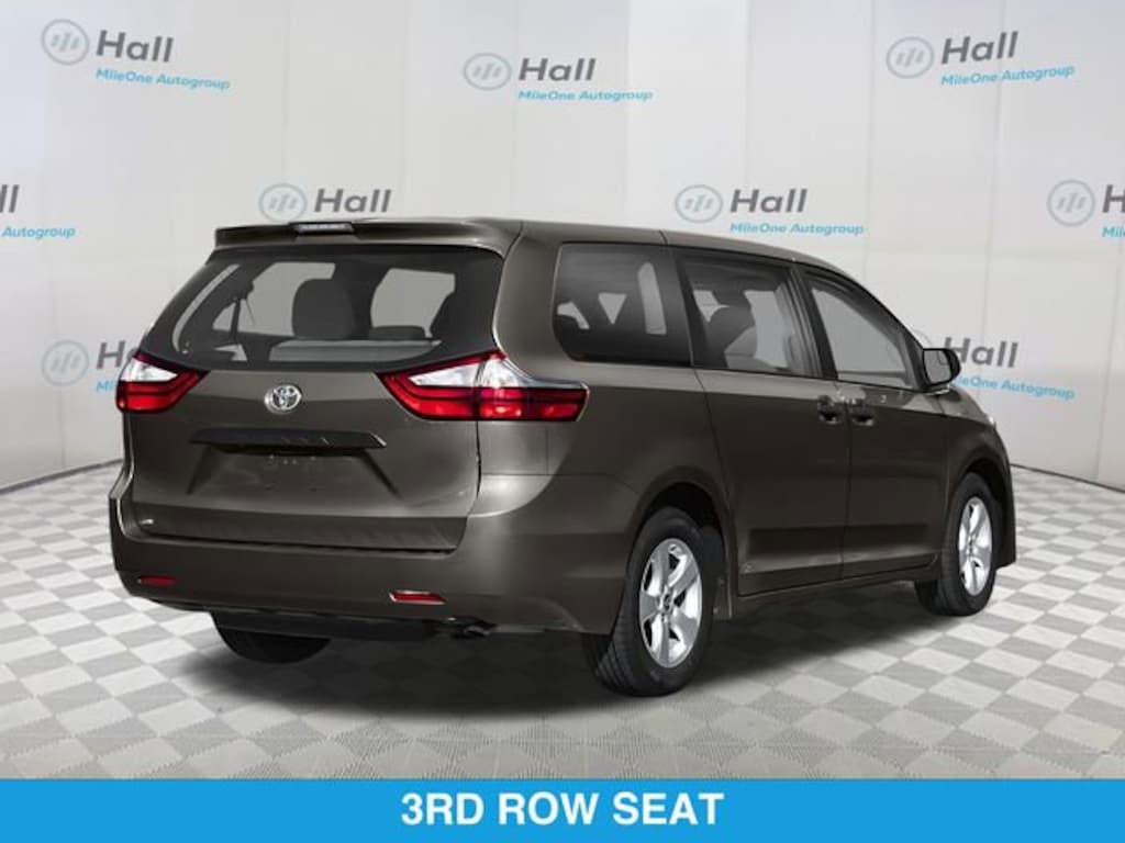 Used 2020 Toyota Sienna XLE Van