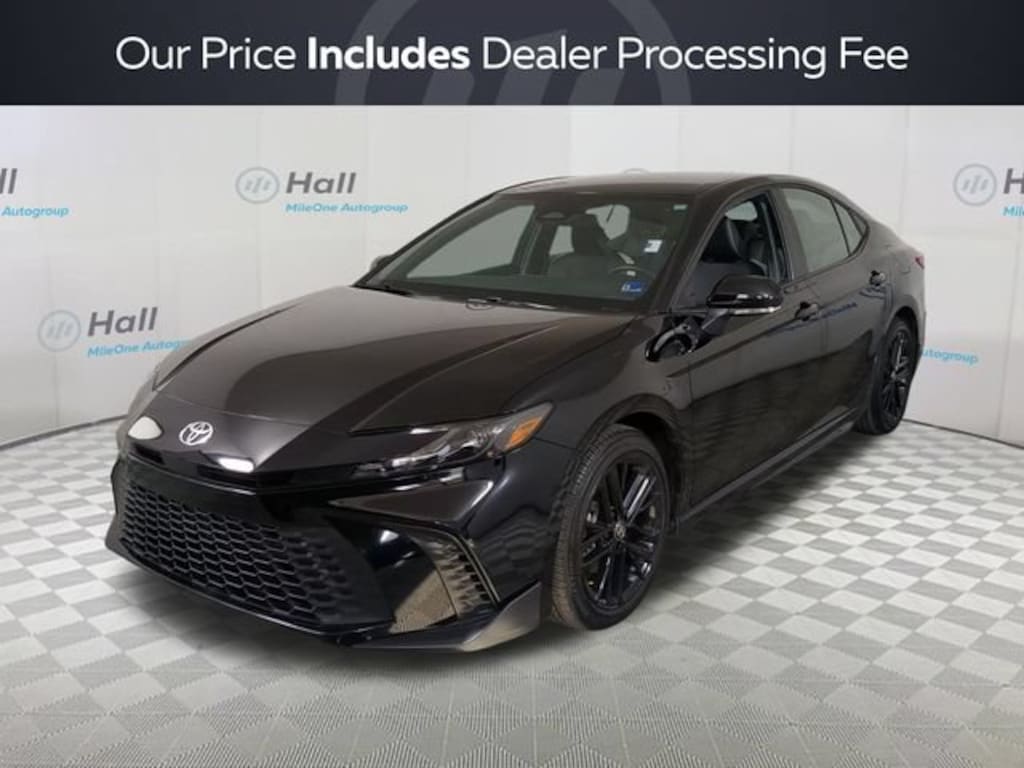 Used 2026 Toyota Camry SE Sedan