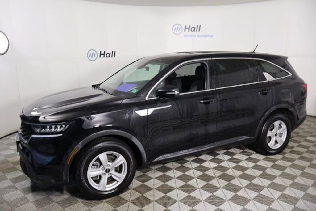 Used 2022 Kia Sorento LX SUV