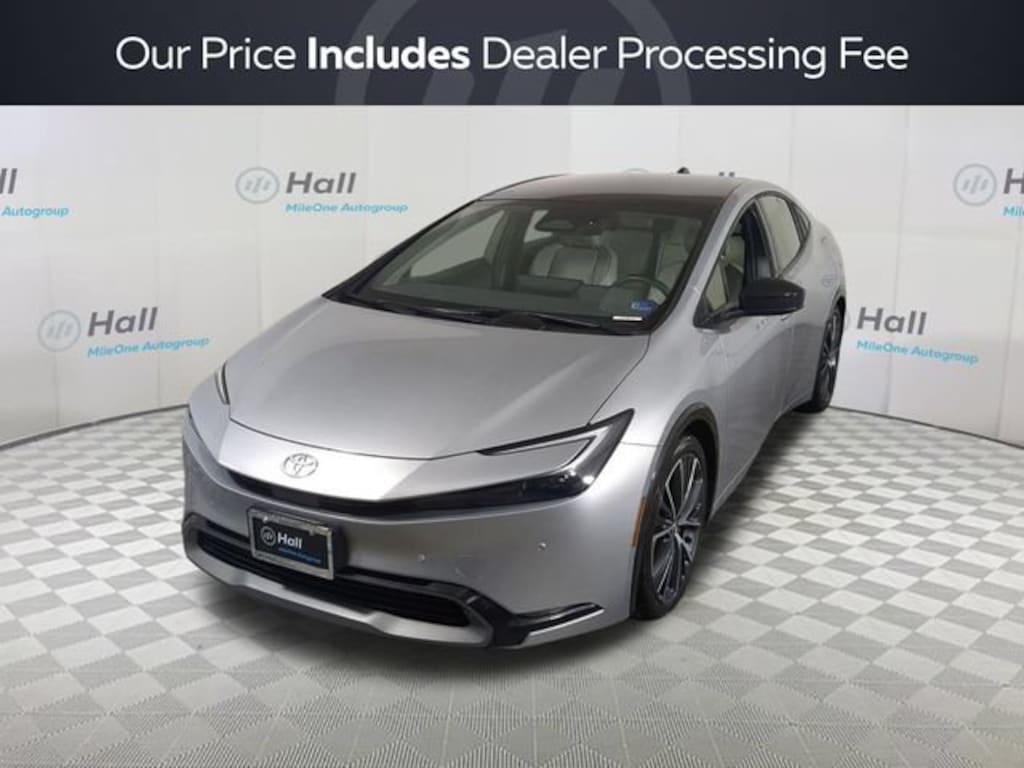 Used 2023 Toyota Prius XLE Hatchback