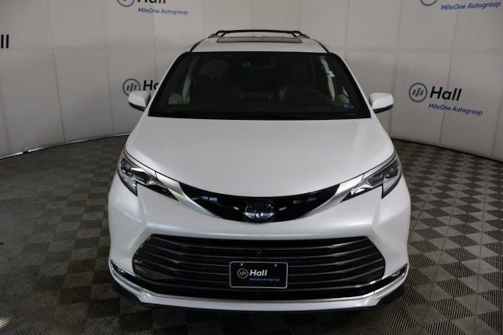 Used 2023 Toyota Sienna Platinum Van Passenger Van