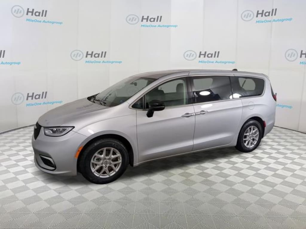 Used 2024 Chrysler Pacifica Touring L Van Passenger Van