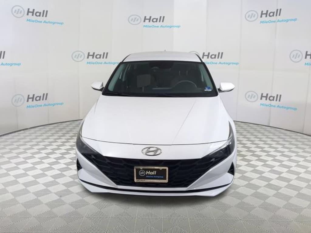 Used 2023 Hyundai Elantra SEL Sedan
