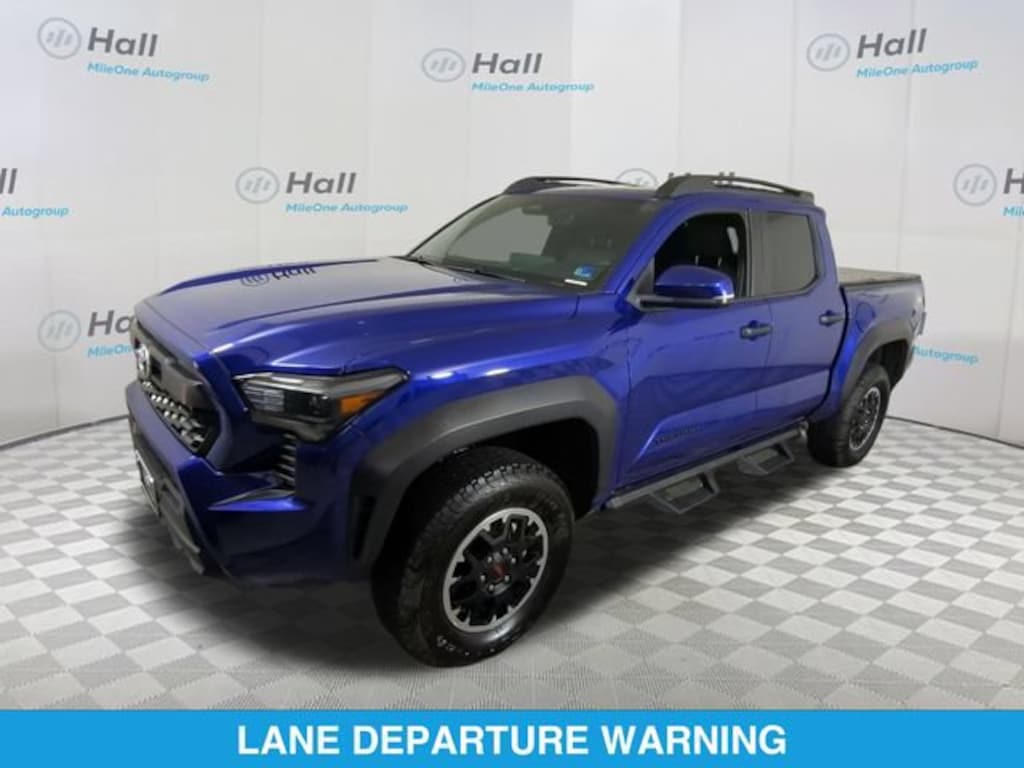 Used 2025 Toyota Tacoma SR5 Truck Double Cab