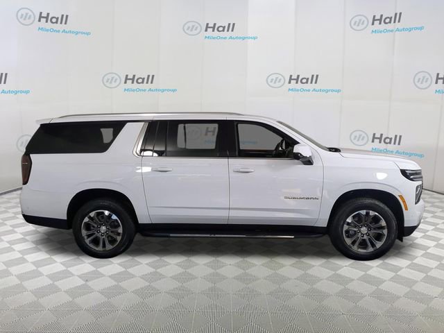 2025 Chevrolet Suburban LT - Photo 7