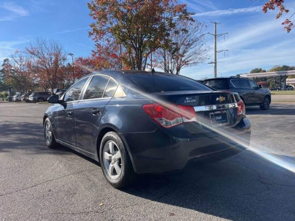 Used 2016 Chevrolet Cruze Limited 1LT Sedan
