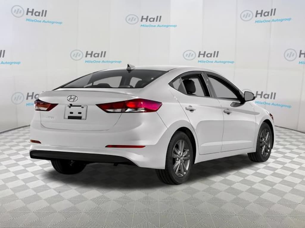 Used 2017 Hyundai Elantra SE Sedan