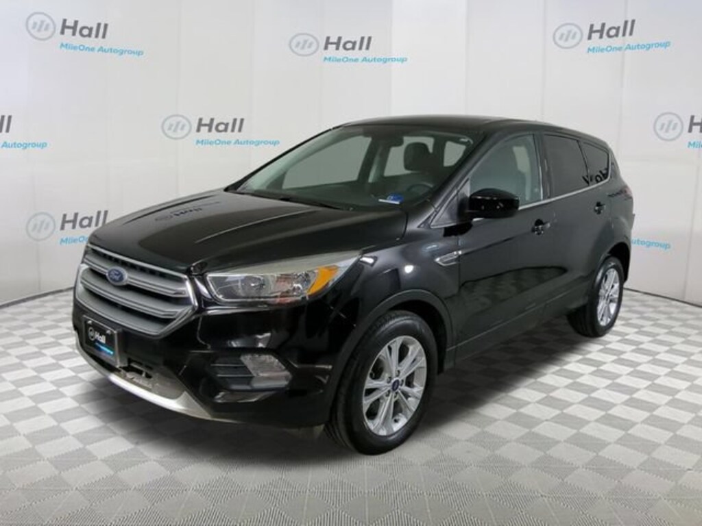 Used 2017 Ford Escape SE SUV