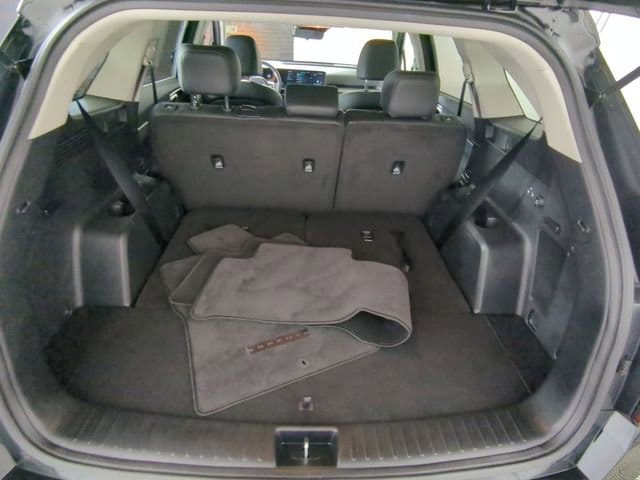 2025 Kia Sorento S - Photo 27