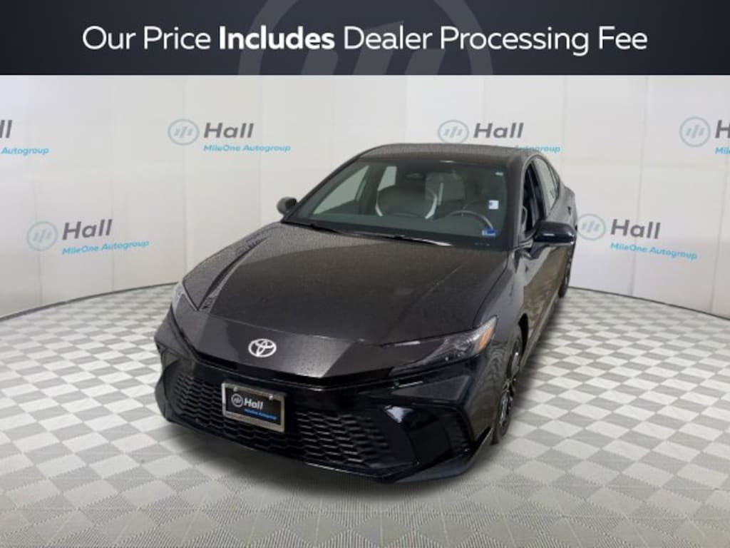 Used 2026 Toyota Camry SE Sedan