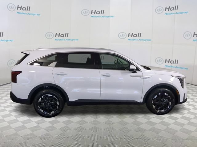 2025 Kia Sorento S - Photo 7