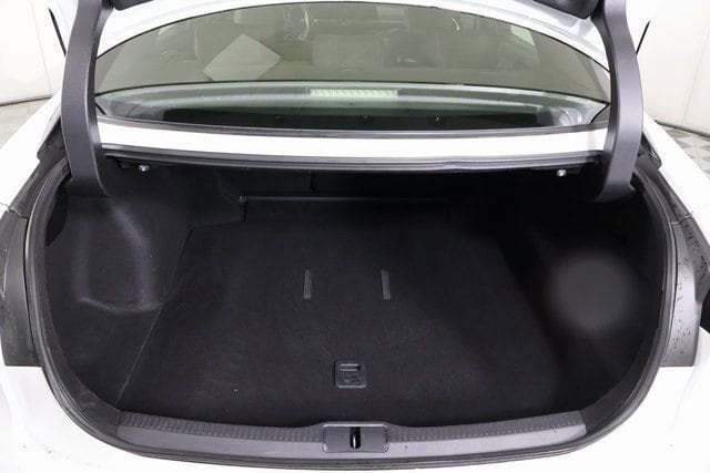 2024 Toyota Crown Limited - Photo 8