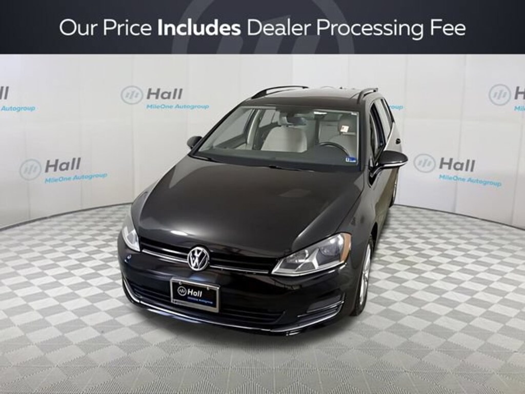 Used 2017 Volkswagen Golf SportWagen SE Wagon