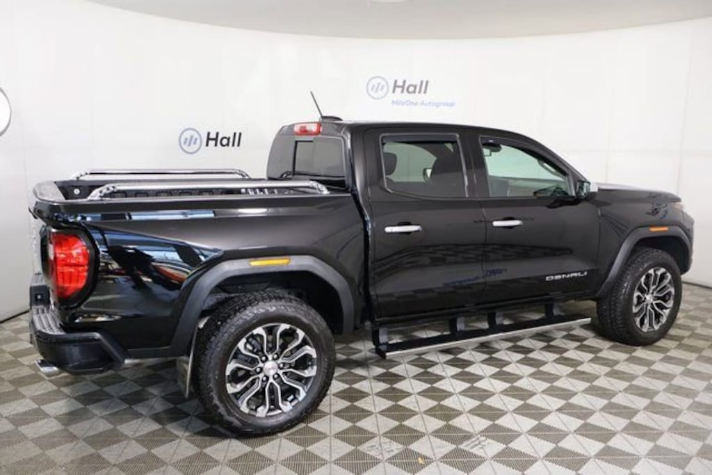 Used 2023 GMC Canyon Denali Truck Crew Cab