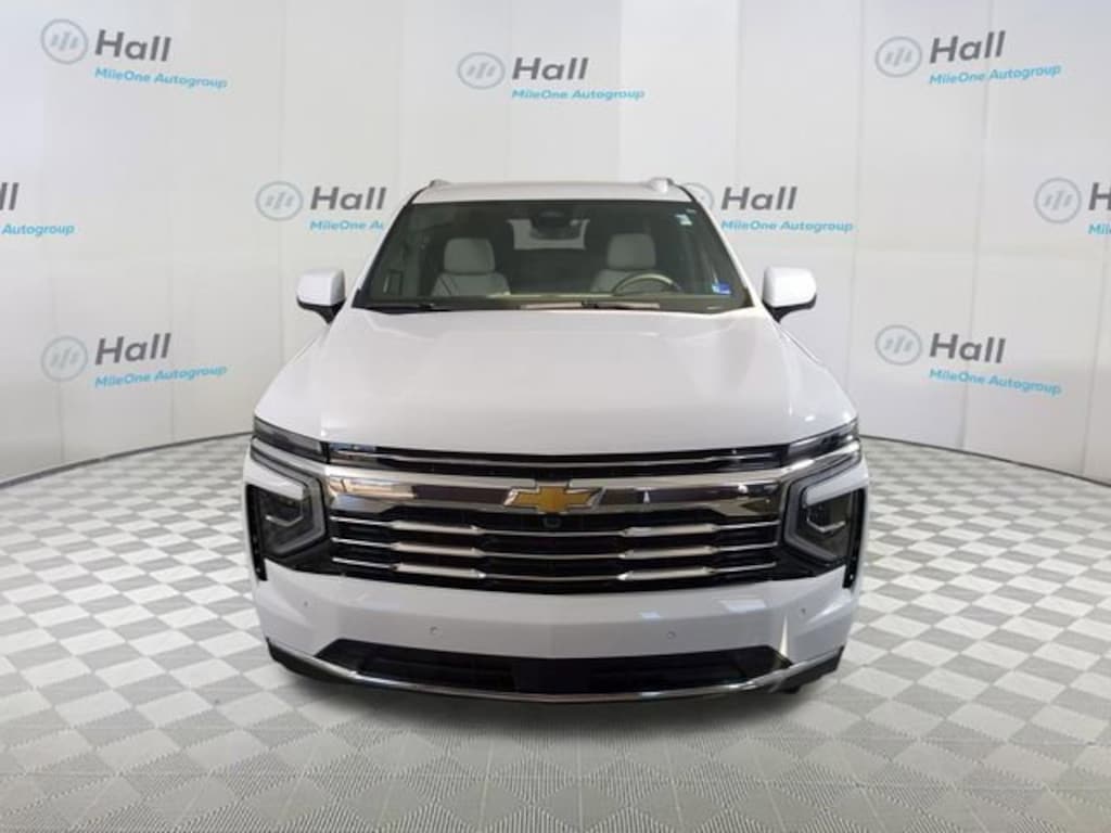 Used 2025 Chevrolet Suburban LT SUV