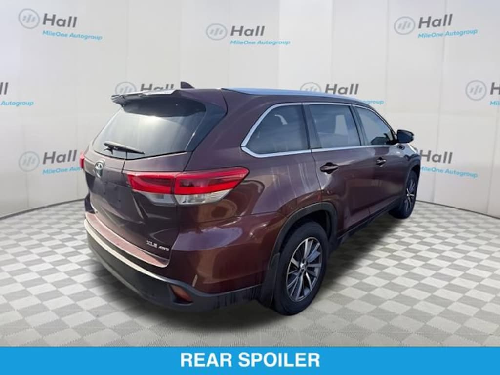 Used 2019 Toyota Highlander XLE SUV