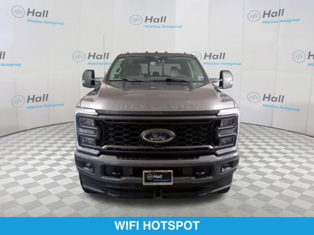 Used 2024 Ford F-250 XLT Truck Crew Cab