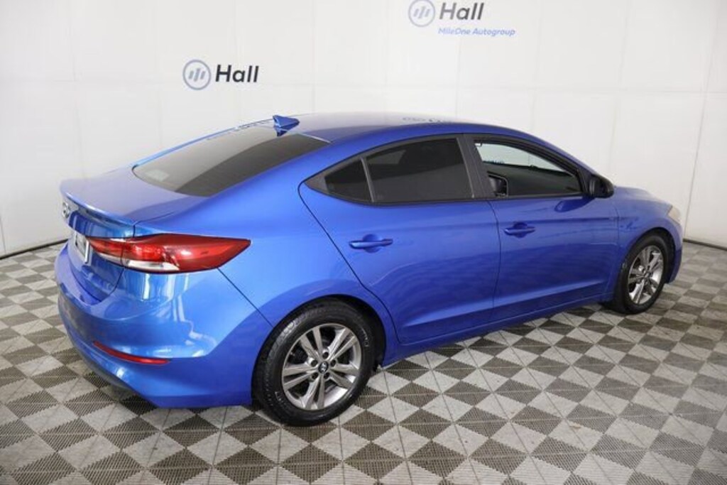 Used 2017 Hyundai Elantra SE Sedan