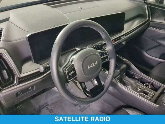 2025 Kia Sorento S - Photo 15