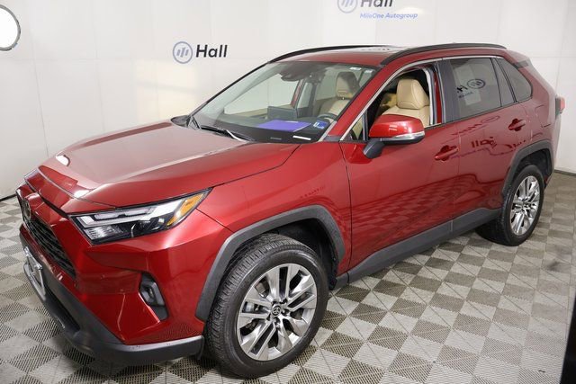 2023 Toyota RAV4 XLE Premium