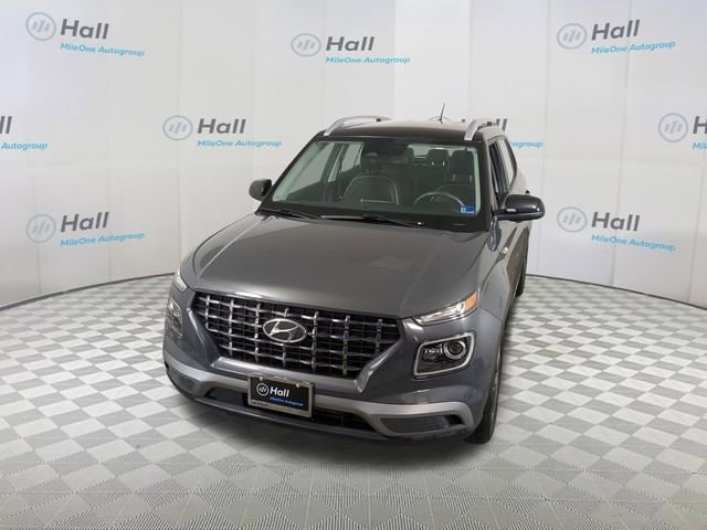 2023 Hyundai Venue Limited IVT's photo