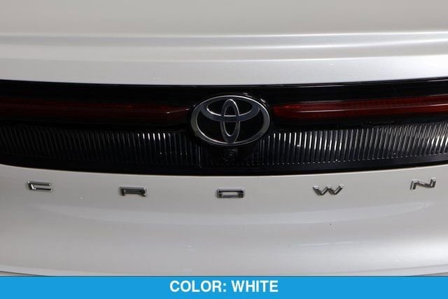 2024 Toyota Crown Limited - Photo 27