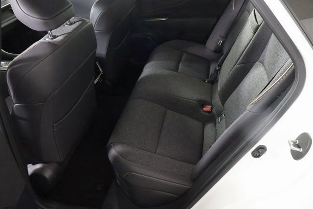 2024 Toyota Crown Limited - Photo 11