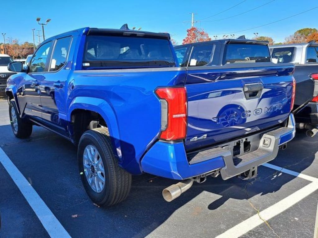 New 2025 Toyota Tacoma SR5 Truck Double Cab