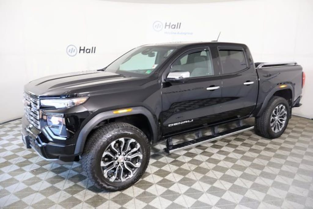 Used 2023 GMC Canyon Denali Truck Crew Cab