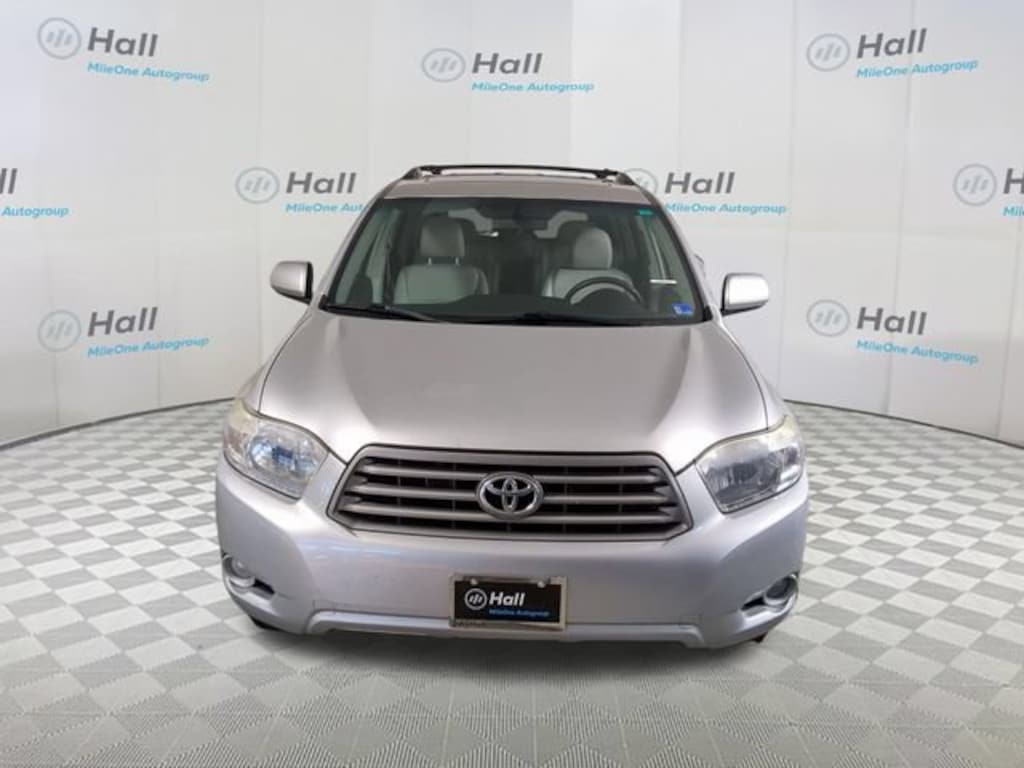 Used 2010 Toyota Highlander SE SUV