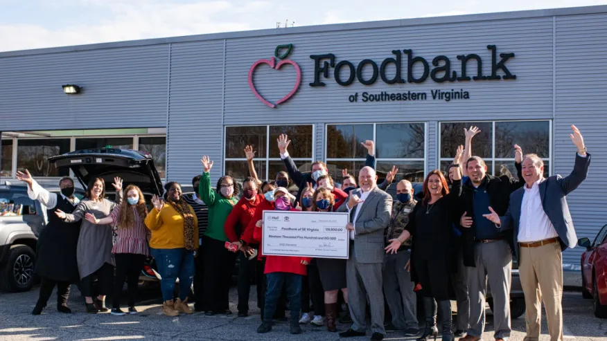 FoodBank-Donation2.webp