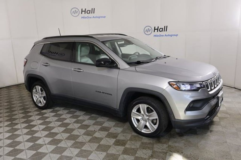 Used 2022 Jeep Compass Latitude SUV