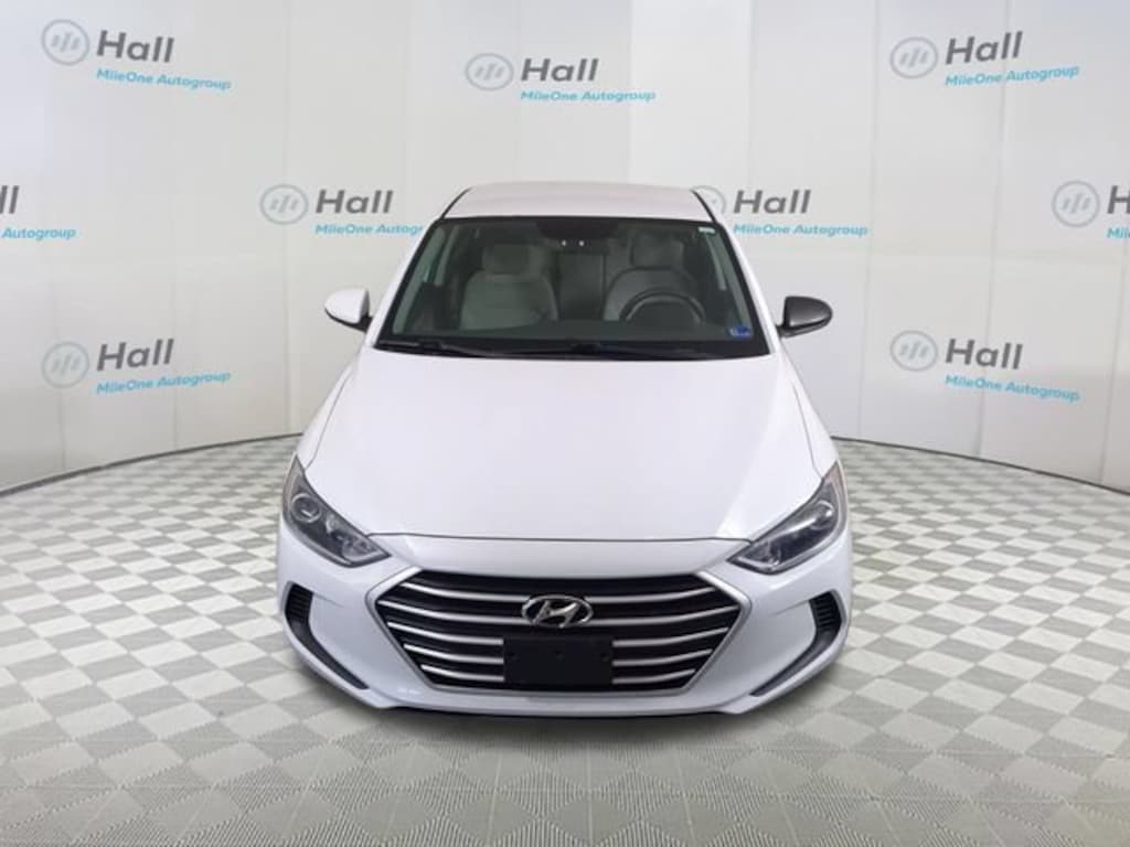 Used 2017 Hyundai Elantra SE Sedan