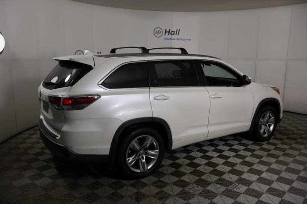 Used 2015 Toyota Highlander Limited Platinum V6 SUV