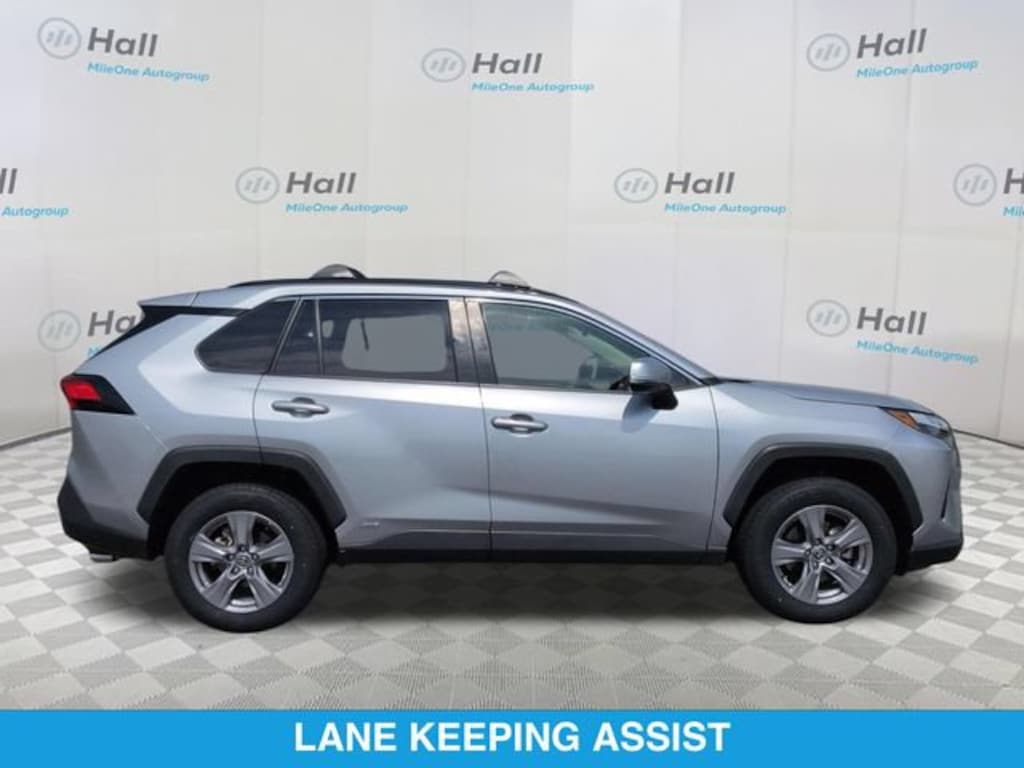 Used 2024 Toyota RAV4 Hybrid XLE SUV