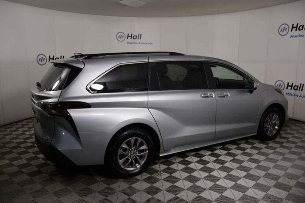 Used 2024 Toyota Sienna XLE Van Passenger Van
