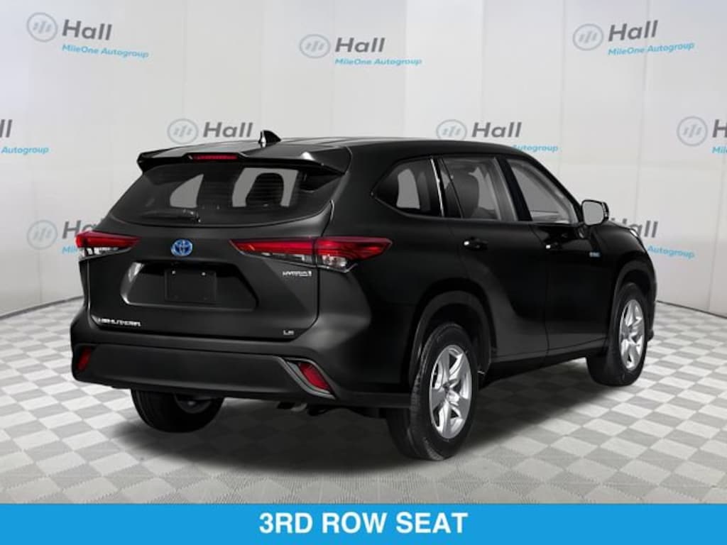 Used 2022 Toyota Highlander Hybrid XLE SUV